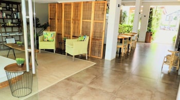 pearl vista de coron resort hotel