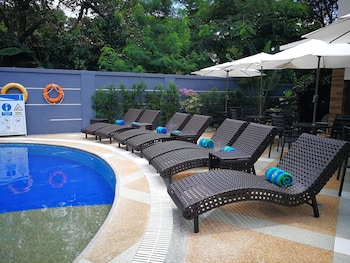 pearl vista de coron resort hotel