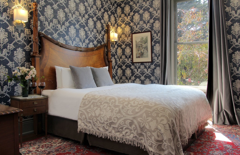 monte cristo bed and breakfast