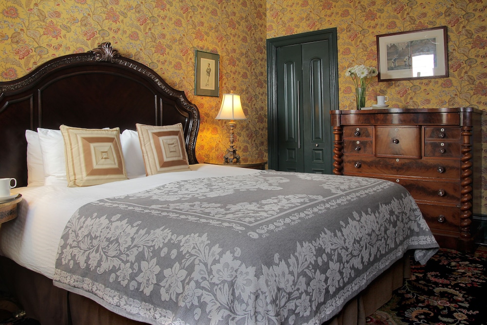 monte cristo bed and breakfast