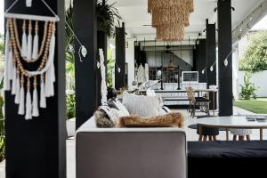 white palm hotel bali