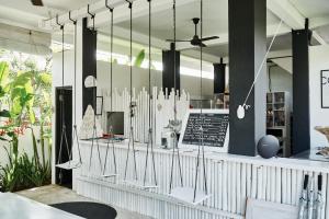 white palm hotel bali