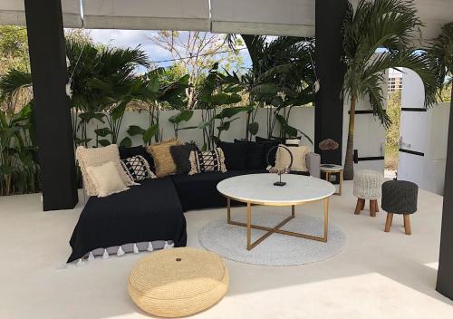 white palm hotel bali