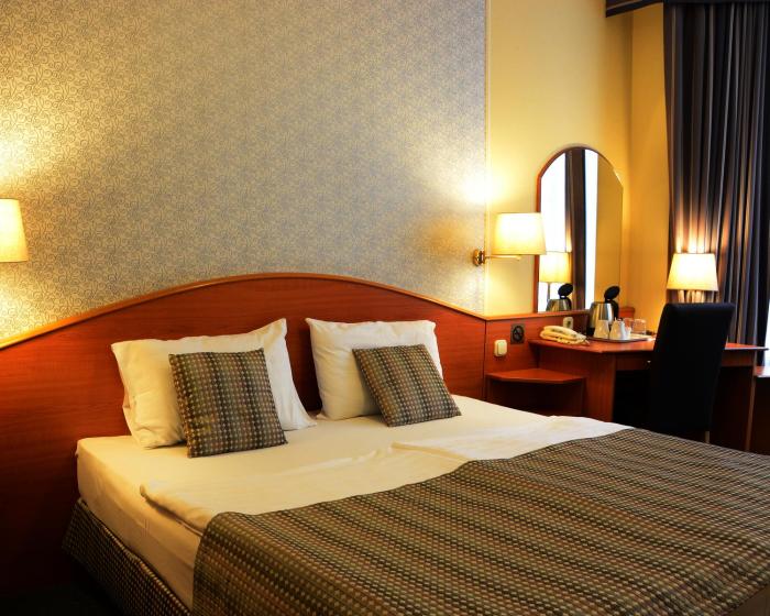 hotel orion varkert