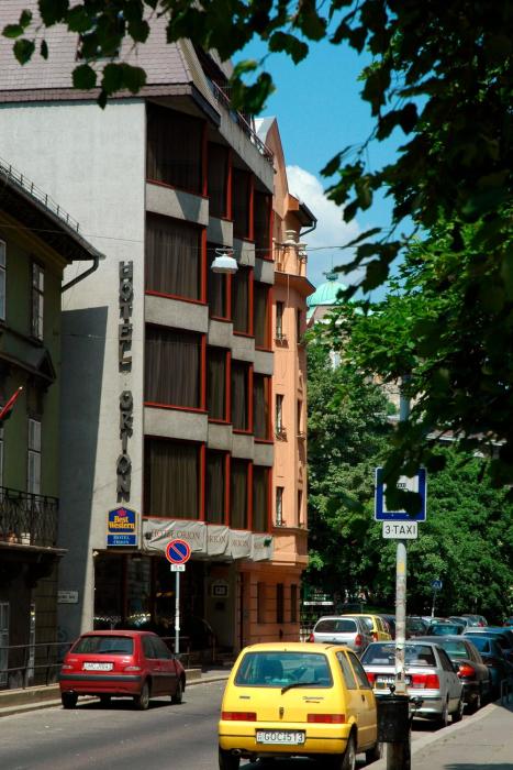 hotel orion varkert