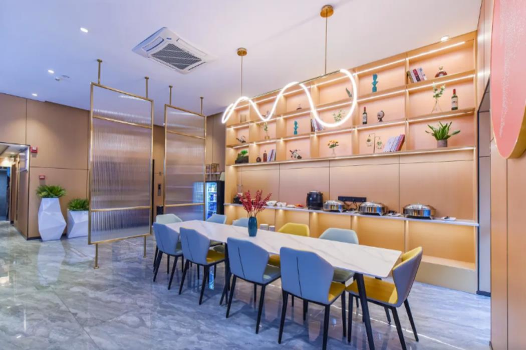 7days inn chongqing bishan yingjiatianxia commercial pedestrian street