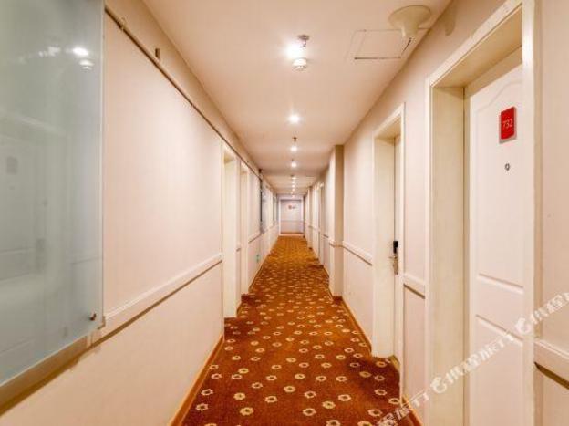home inn shenyang tiexi plaza metro station