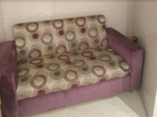 Hotel Golden City,Mumbai Suburban>>Mumbai,2 star