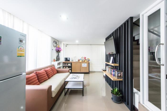 full stop hostel chiang mai