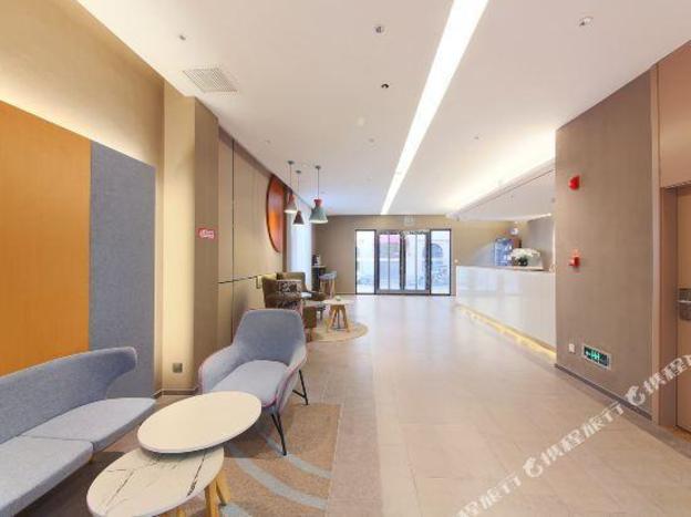 home inn shijiazhuang east zhongshan road yutong sports center