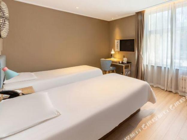 home inn shijiazhuang east zhongshan road yutong sports center