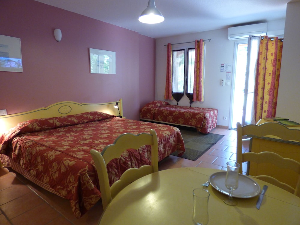 apparthotel festival sud aqua gare tgv