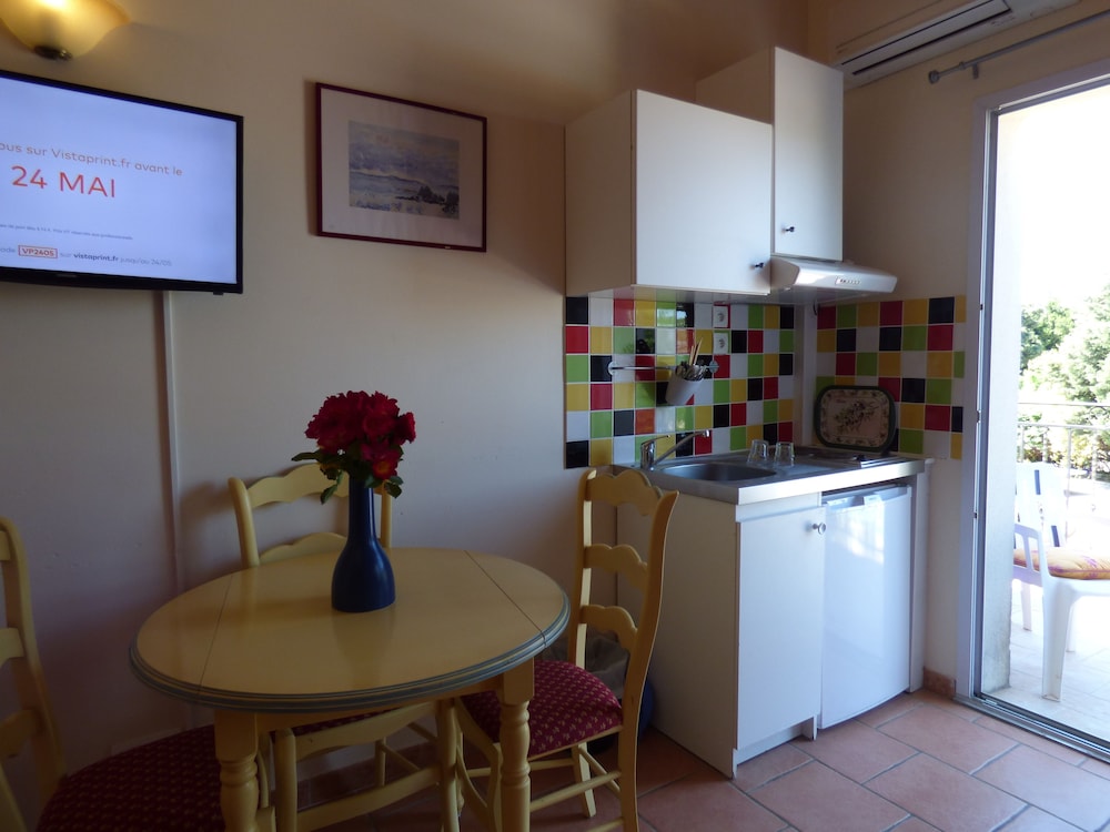 apparthotel festival sud aqua gare tgv