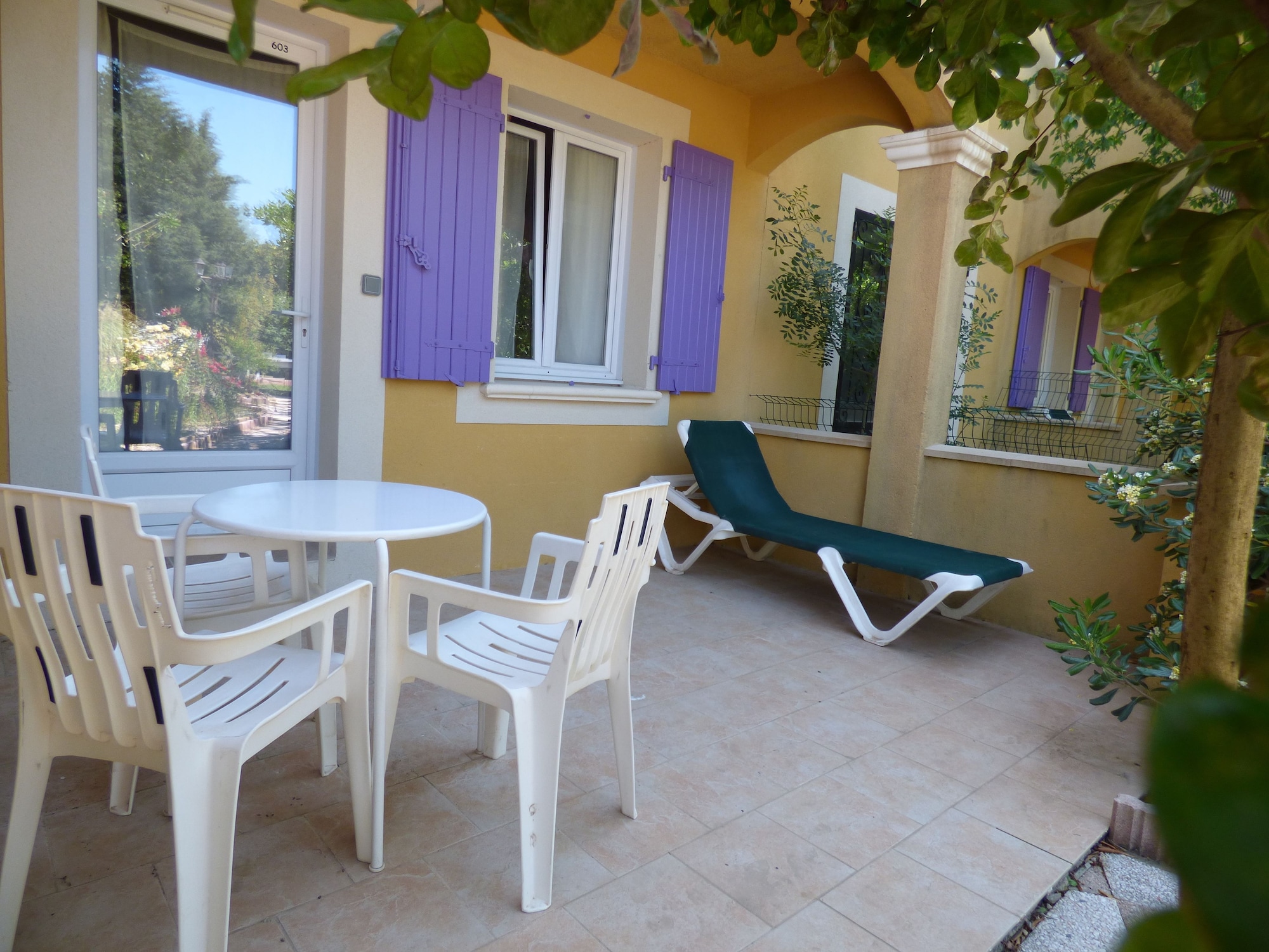 Apparthotel Festival Sud Aqua - Gare Tgv,Les Angles>>Avignon,2 star