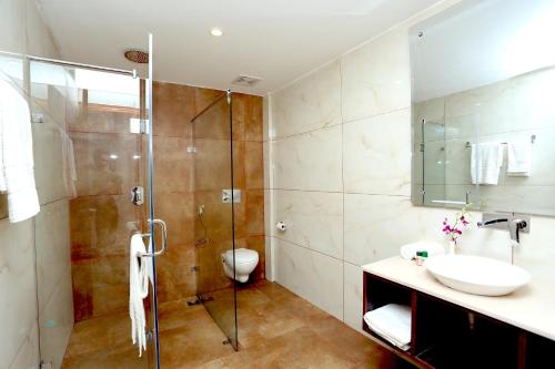 the allure grand riverside resort and spa