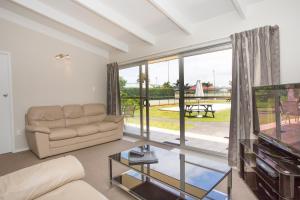 palm pacific resort and motel