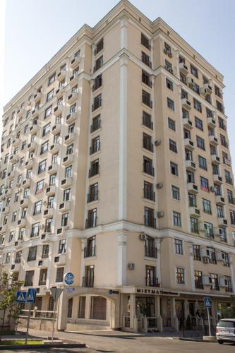 compass hostel