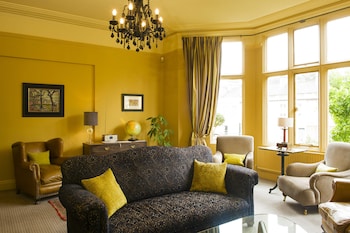 brooks guesthouse