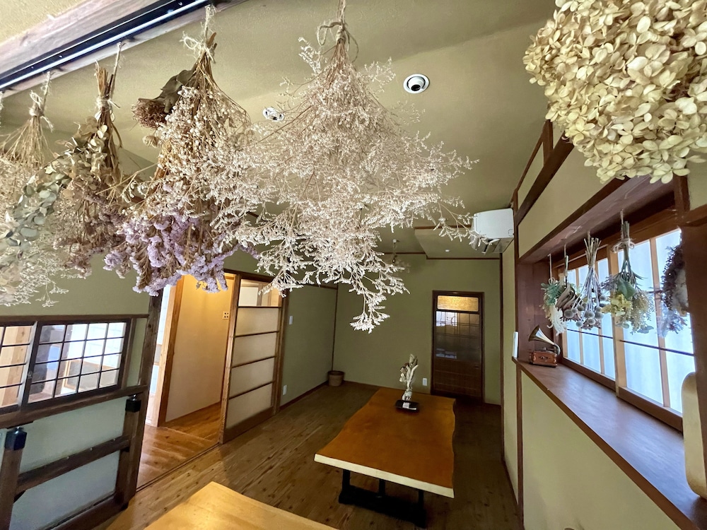 guesthouse kamakura rakuan