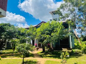 green hut hotel and restaurant