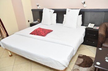 choice gate hotel and suites