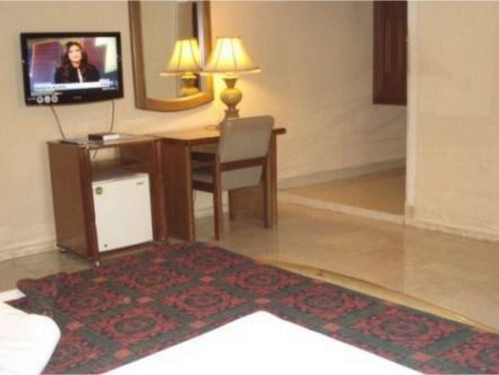 choice gate hotel and suites