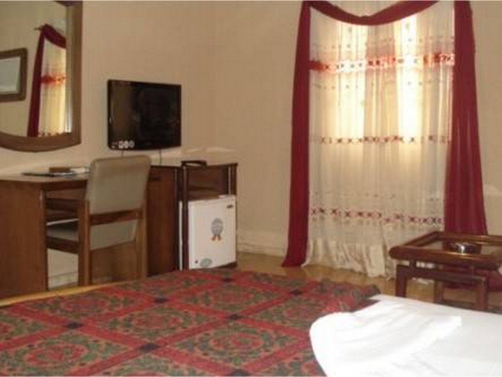 choice gate hotel and suites