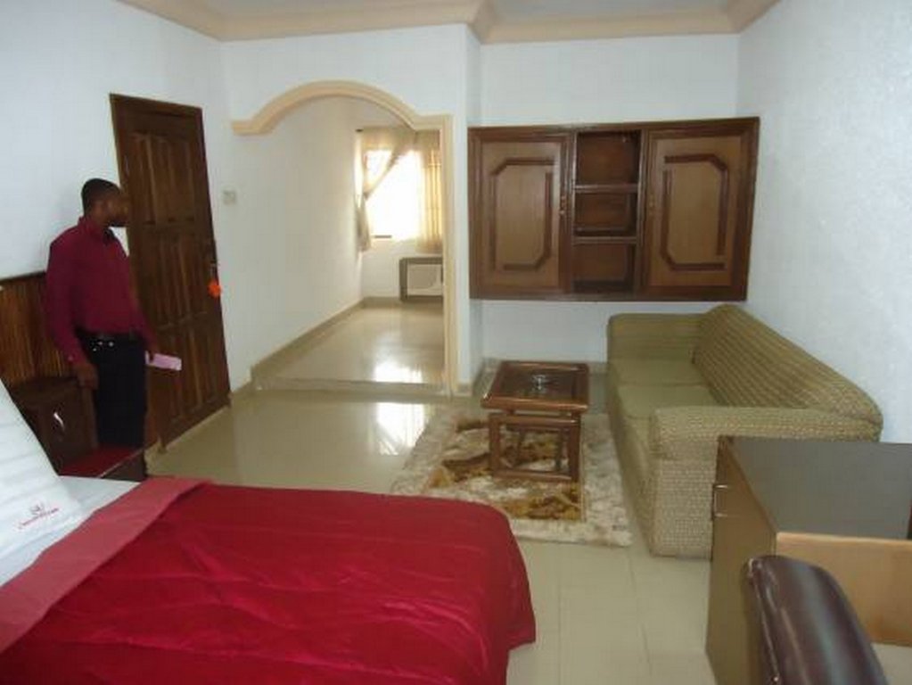 choice gate hotel and suites