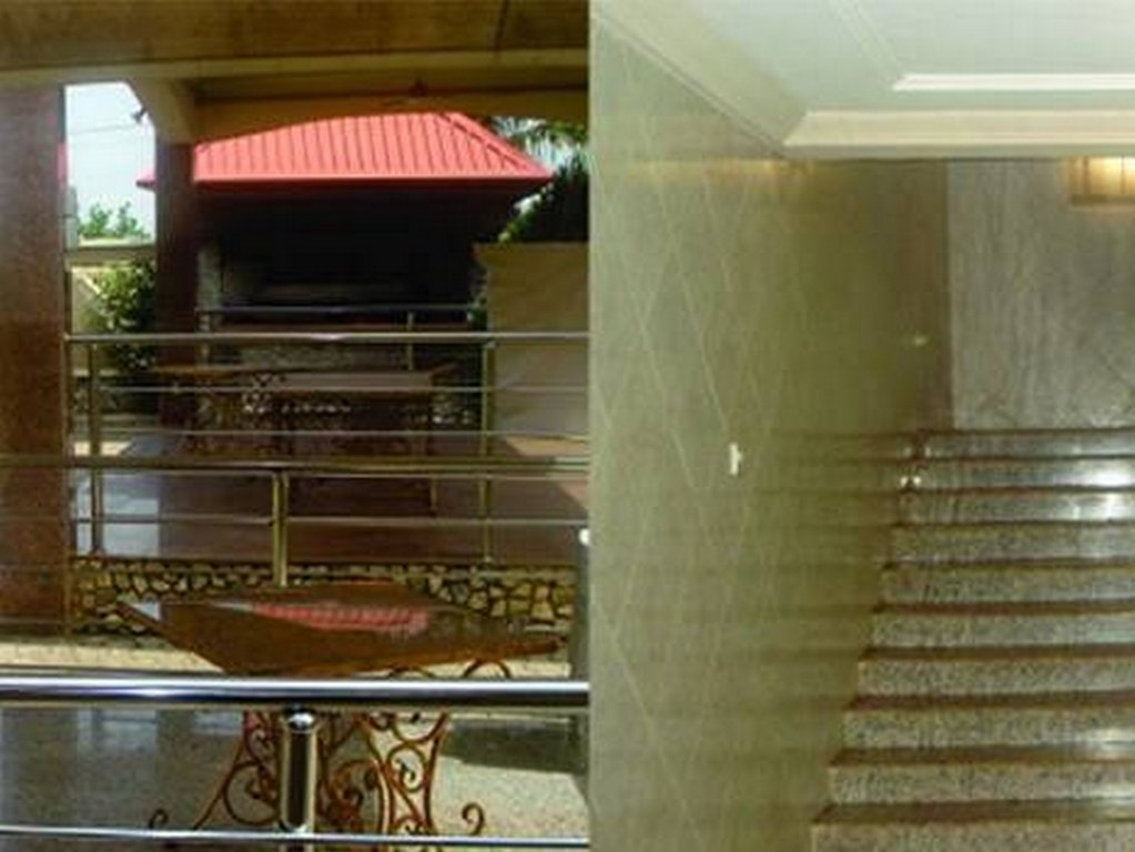 choice gate hotel and suites