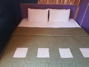 Franzy Suites And Lounge,,3 star