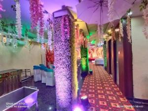 hotel meera palace