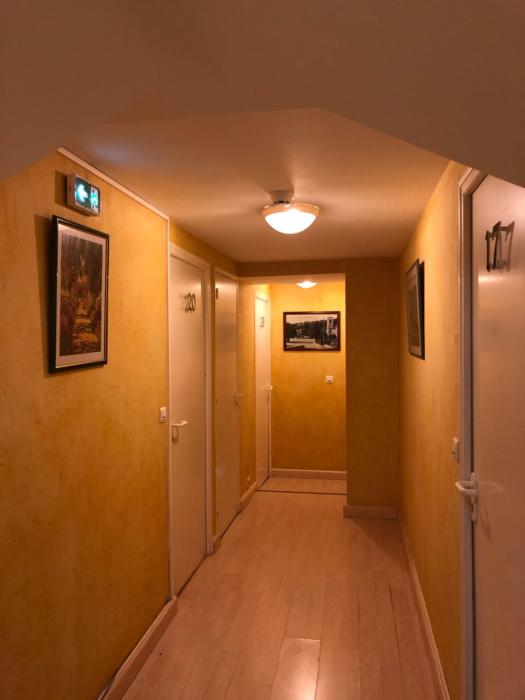 hostellerie au rendez vous des amis