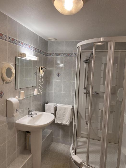 hostellerie au rendez vous des amis