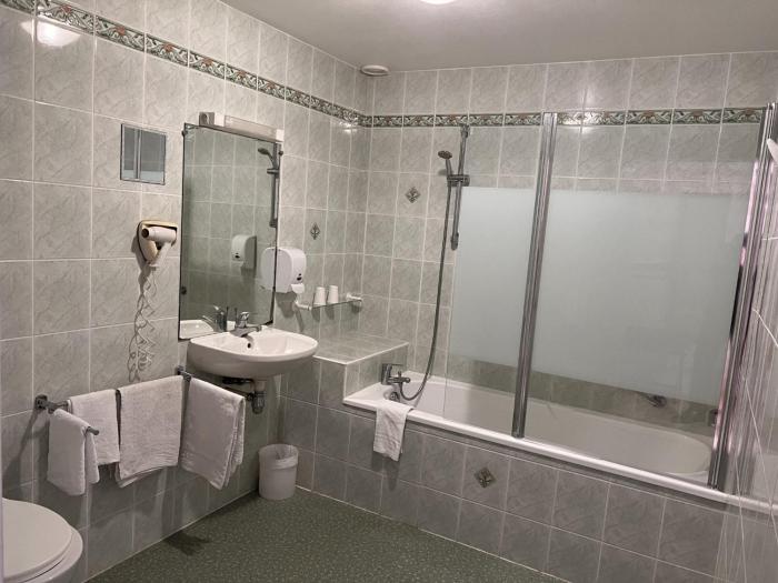 hostellerie au rendez vous des amis