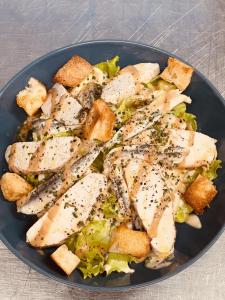 hostellerie au rendez vous des amis