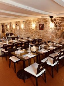 hostellerie au rendez vous des amis