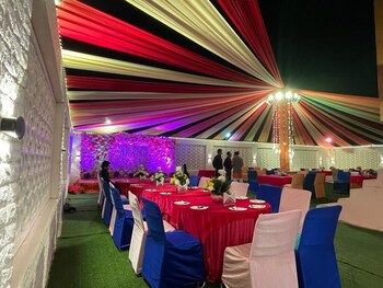 Radiance Hotel,Tulsi Vihar Colony,3 star