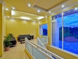 Riverstone Hotel And Cottage,Malang>>Batu,2 star