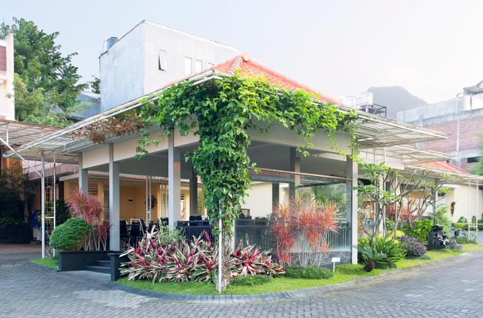 riverstone hotel and cottage