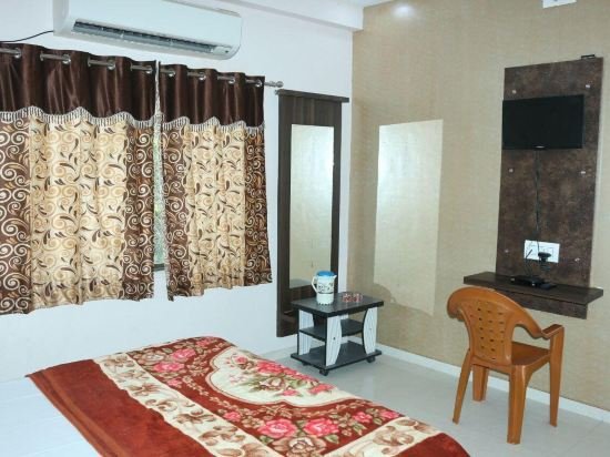 hotel shreenath dwarka