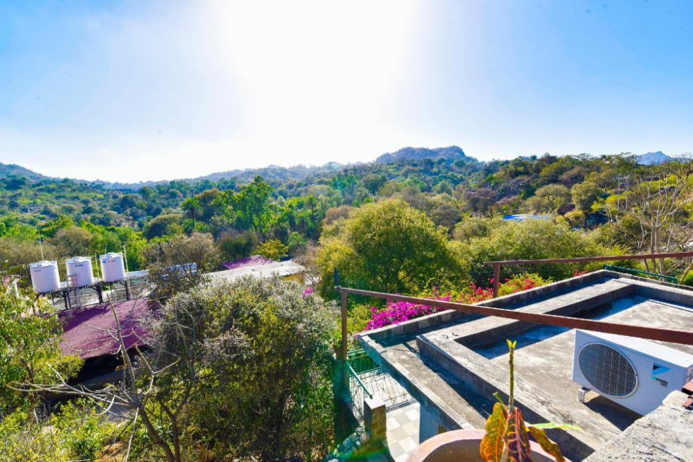 hotel castle rock mount abu by sah