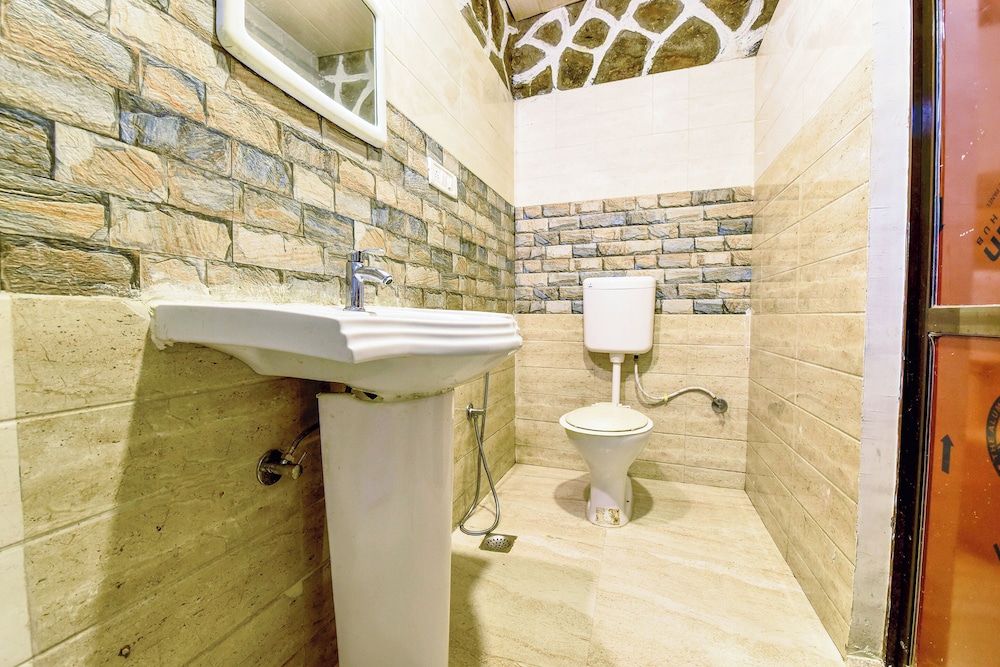 hotel castle rock mount abu by sah