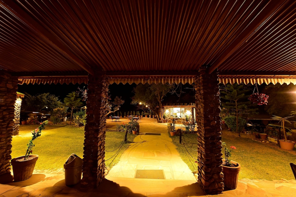 hotel castle rock mount abu by sah