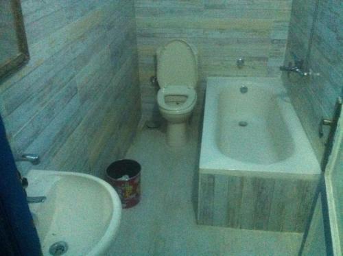 bob marley house sherief hotel luxor