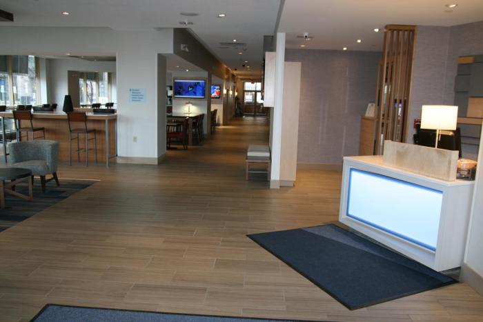holiday inn express and suites buffalo downtown medical ctr