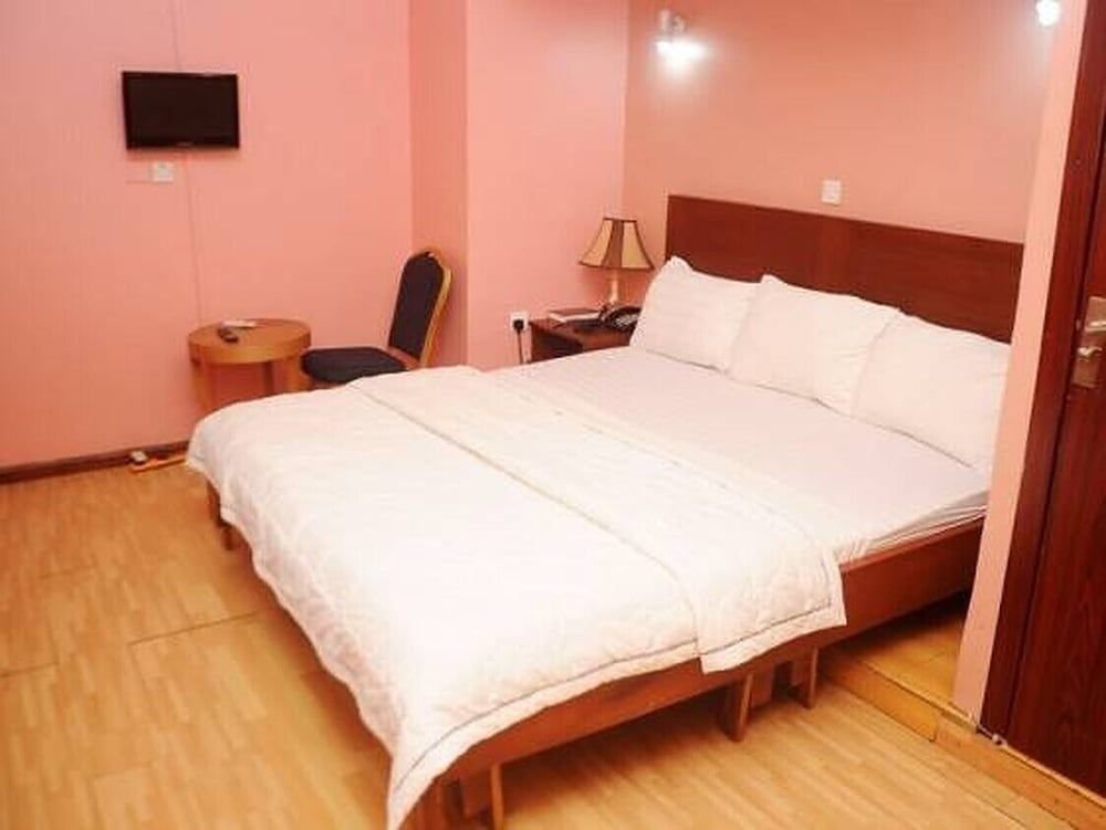 benny hotel