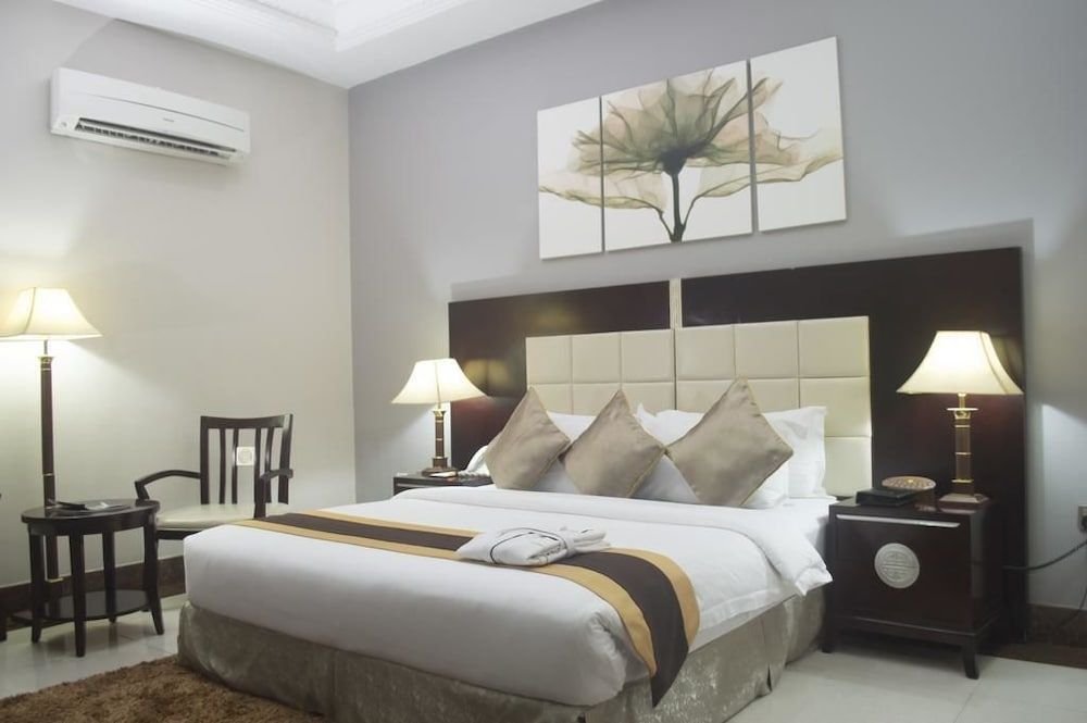 benny hotel