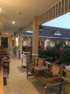 suksopha resort