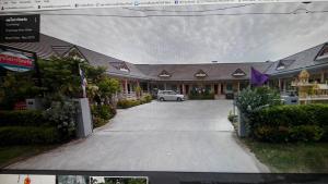 suksopha resort