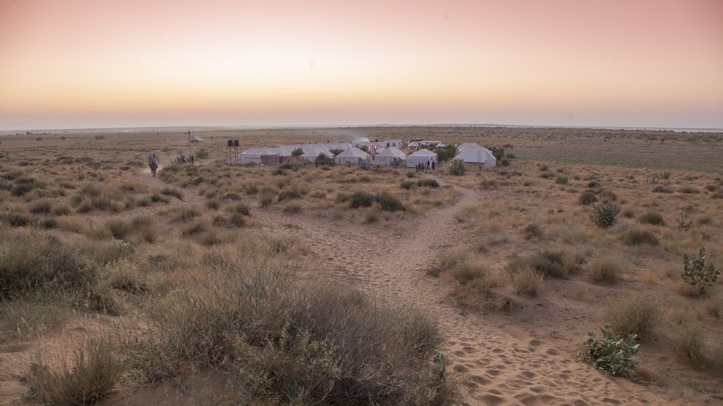 Prince Desert Camp,Jaisalmer>>Desert National Park,4 star